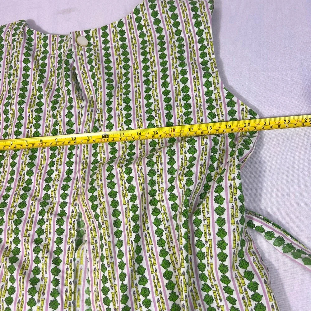 Vintage Grandma Apron Green veggie Print Pink Stripe Full Front Apron w/ Pockets